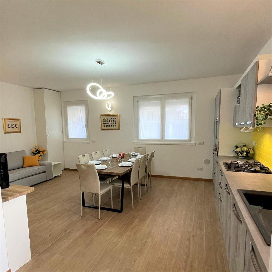Giorni Felici Tutto Nuovo, Giardino, Parcheggio Apartamento Verbania Exterior foto