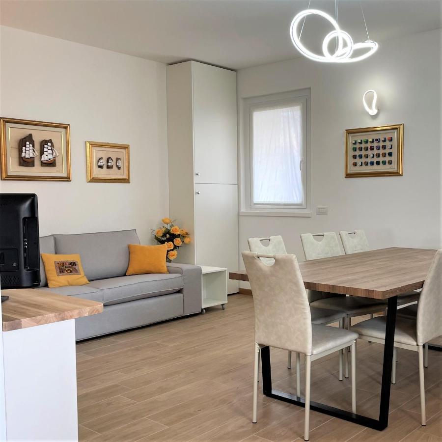 Giorni Felici Tutto Nuovo, Giardino, Parcheggio Apartamento Verbania Exterior foto
